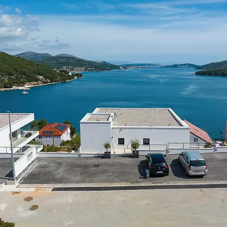 Apartment Mentis Marina