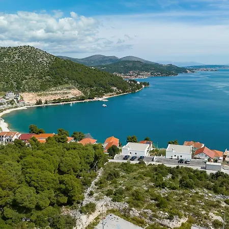 Mentis Apartment Marina