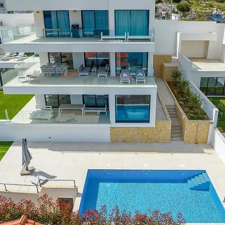 Mentis Marina