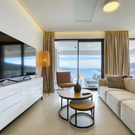 Mentis * Marina