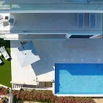 Mentis Marina