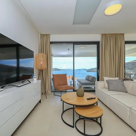 Mentis דירה מרינה