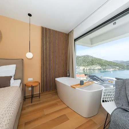 Mentis דירה מרינה