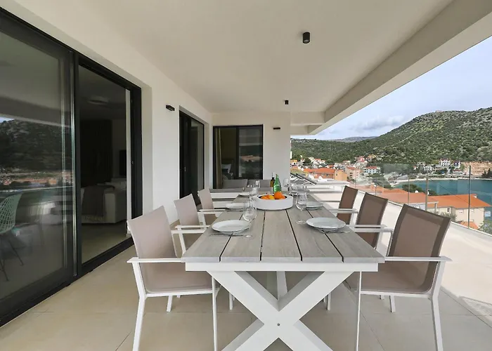 Mentis Apartment
